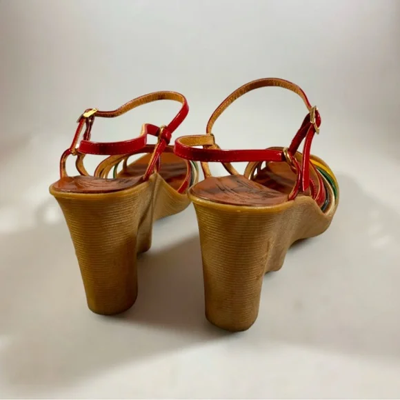 Vintage 1970s “Hi-Up Famolare” wedges, colorful strappy heels - Picture 8 of 11